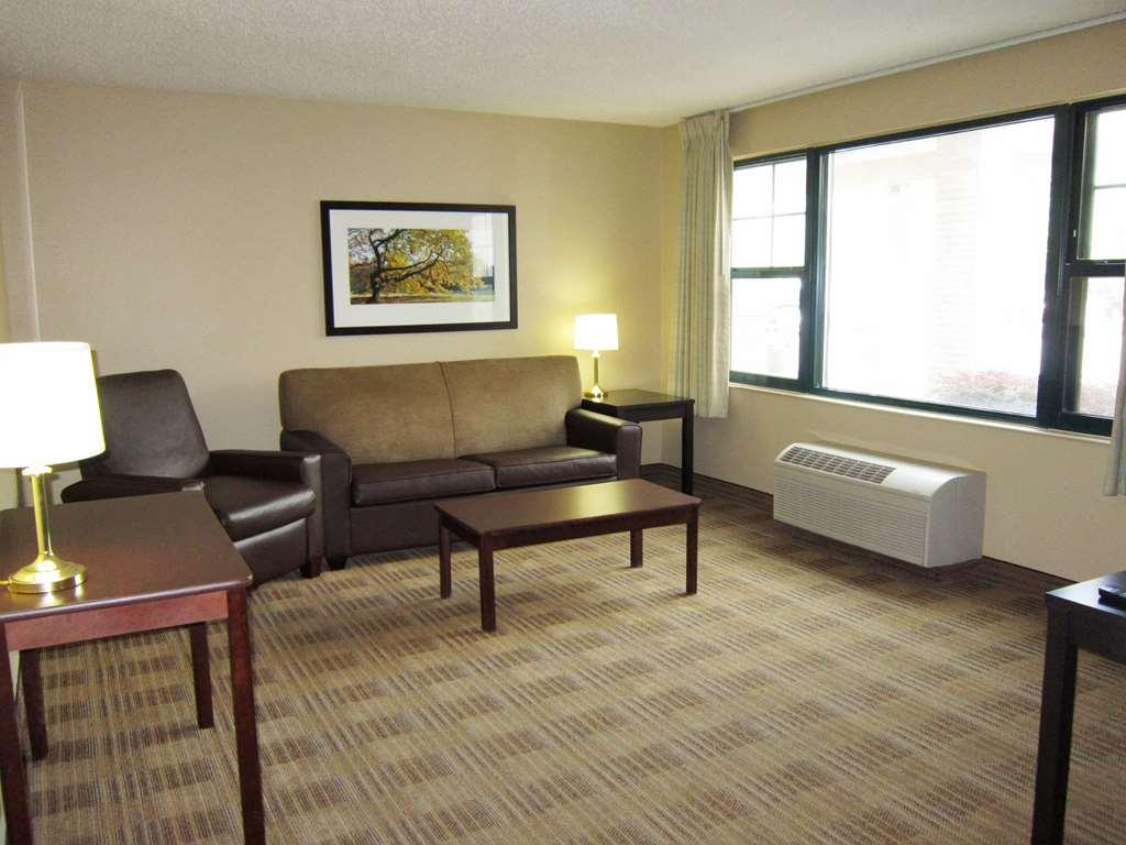 Extended Stay America Select Suites - Detroit - Roseville Szoba fotó