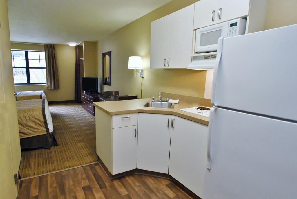 Extended Stay America Select Suites - Detroit - Roseville Kültér fotó