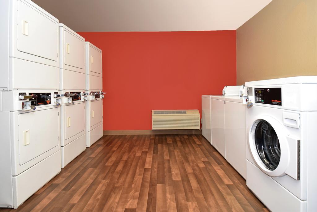 Extended Stay America Select Suites - Detroit - Roseville Kültér fotó