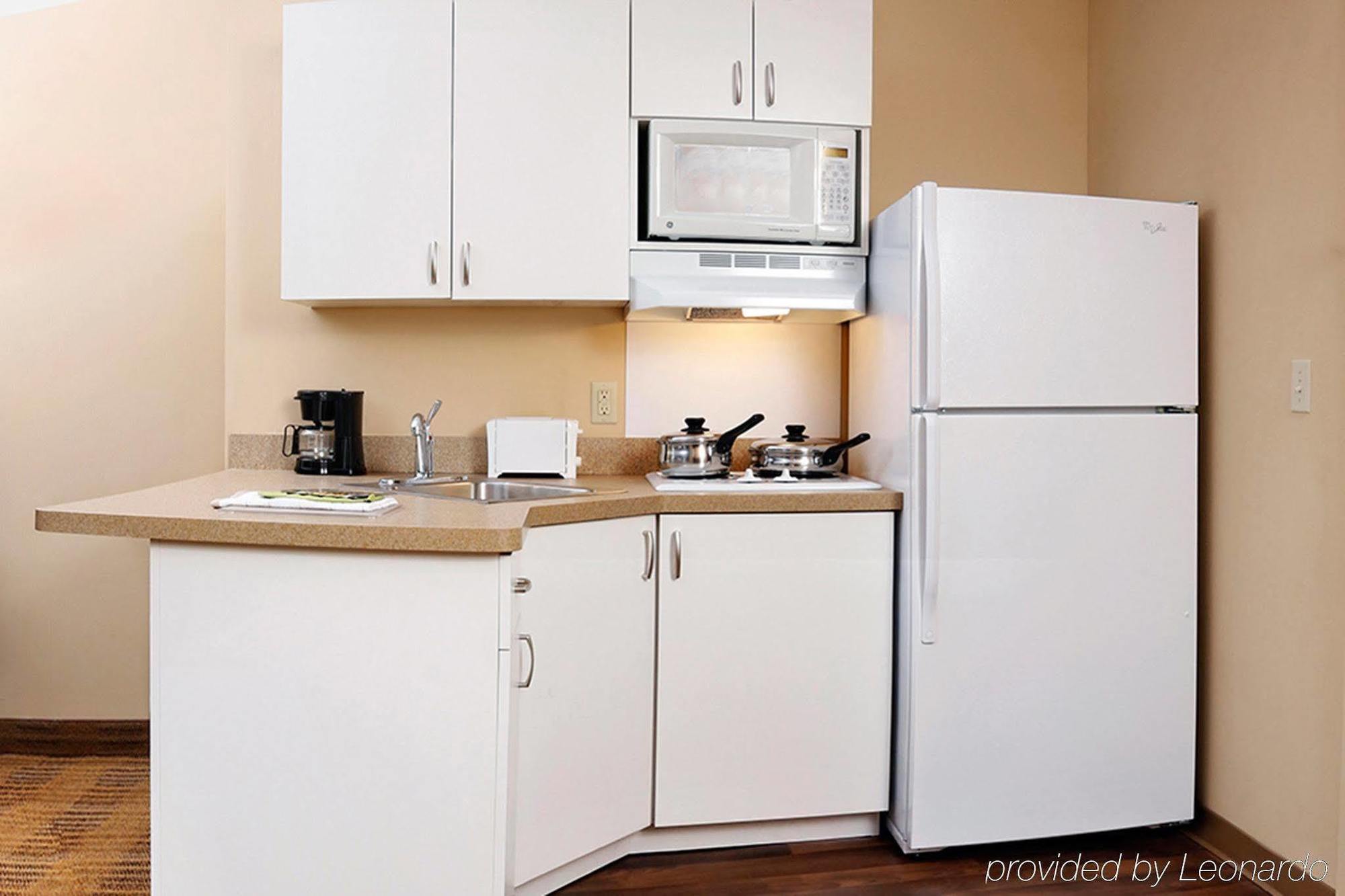 Extended Stay America Select Suites - Detroit - Roseville Kültér fotó